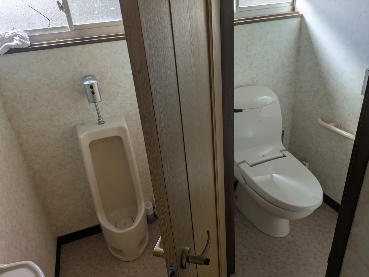 1990s wood house, 9-min walk to station, Ishikawa