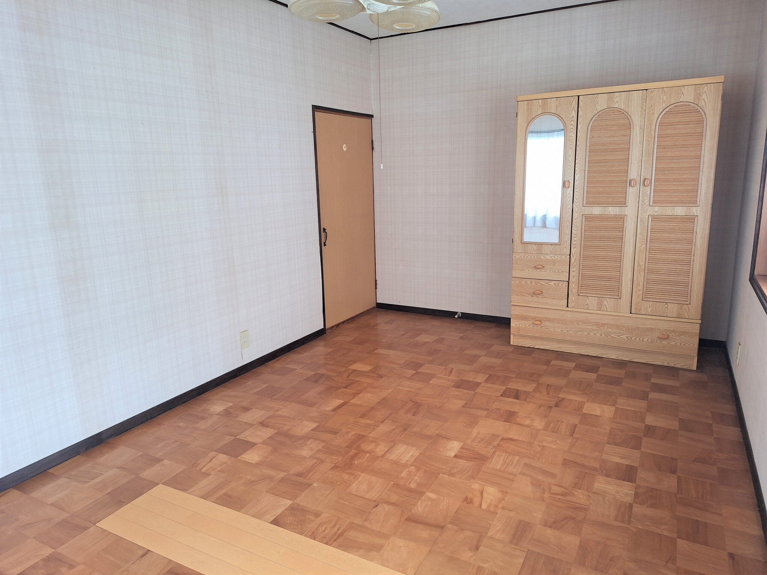 1980s wood house, 3-min walk to station, Yamaguchi