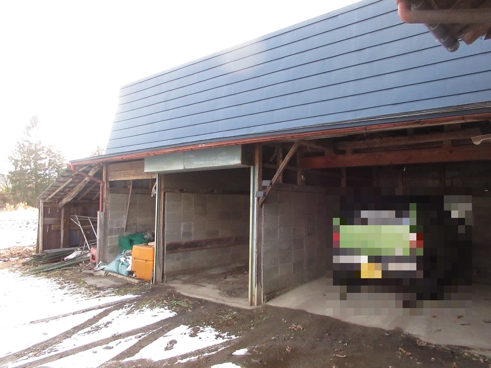 1920s wood house on a large plot in Iwate