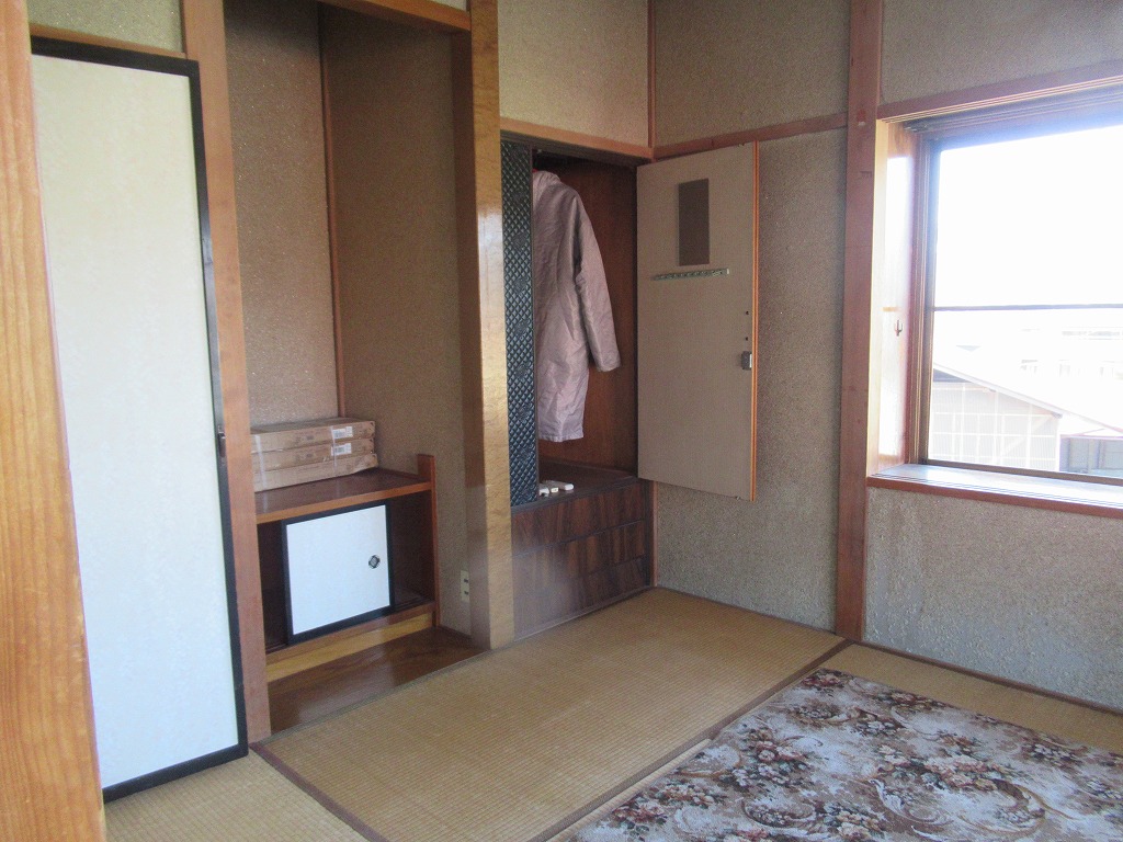 1970s wood house in Nagano