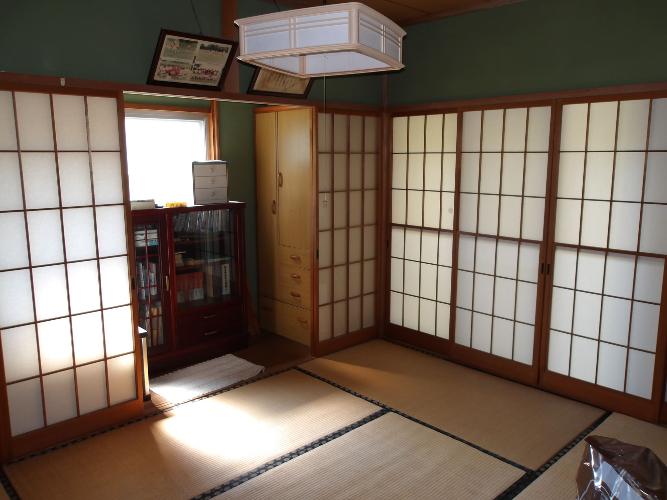 1970s wood house, 9-min walk to station, Tochigi