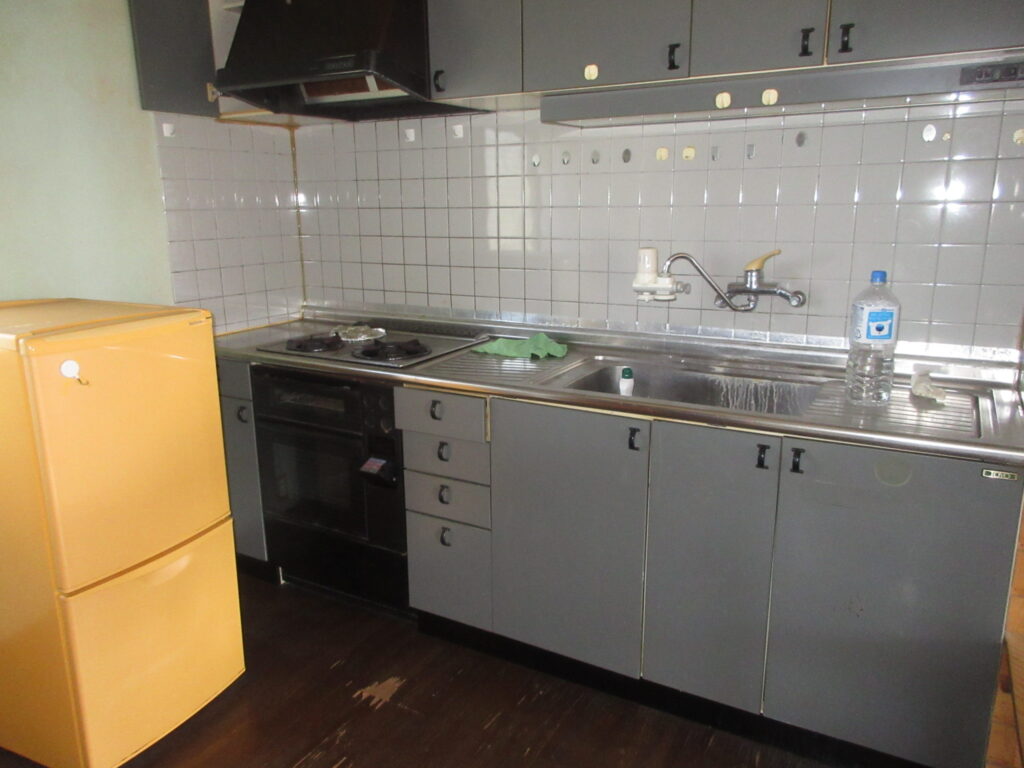1980s wood house, 6-min walk to station, Ibaraki