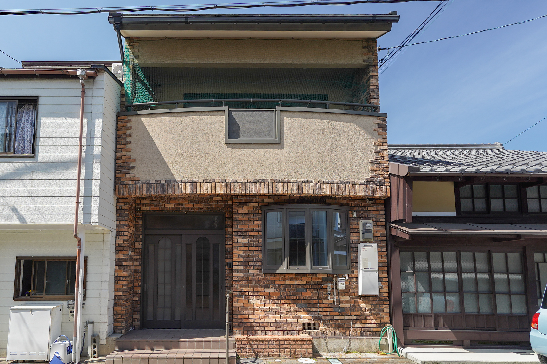 1970s wood house, 11-min walk to station, Fukui