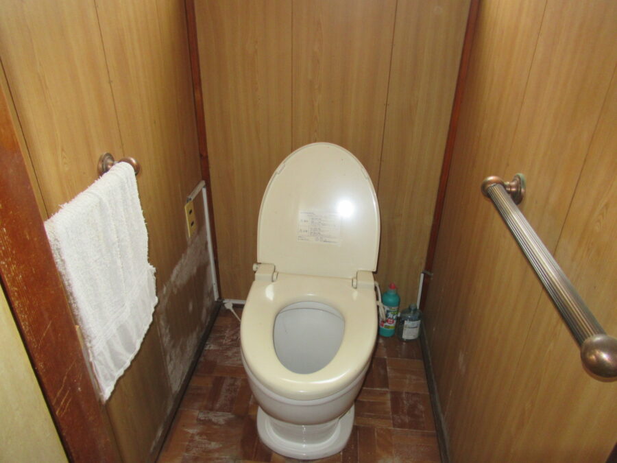 1980s wood house in Aomori