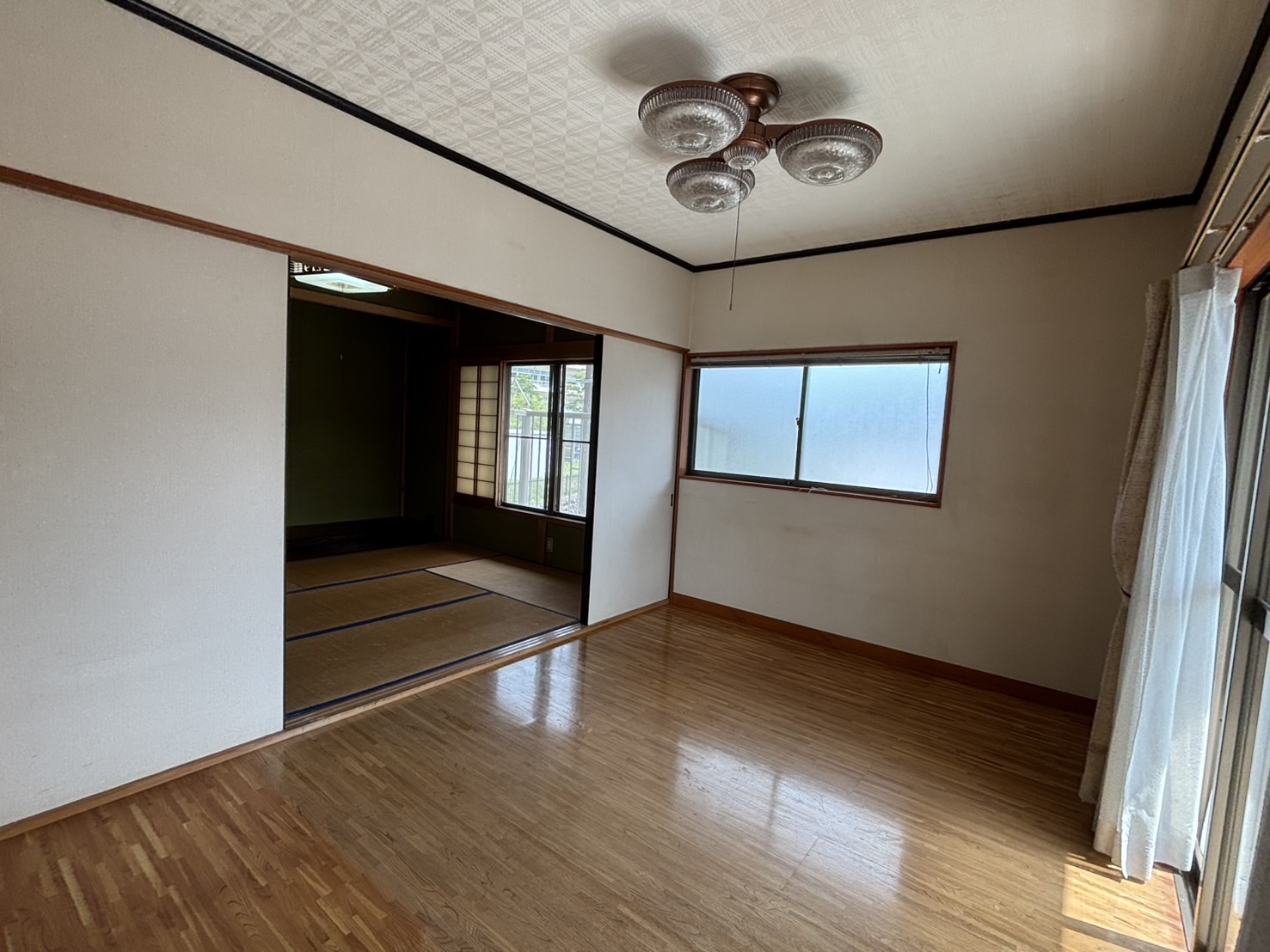 1980s wood house in Shizuoka