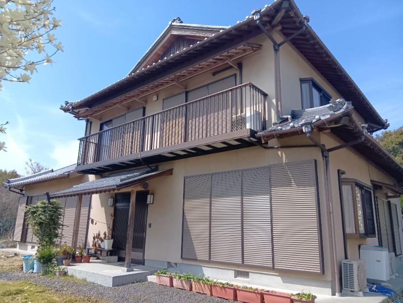 2000s wood house on a large plot in Kagawa