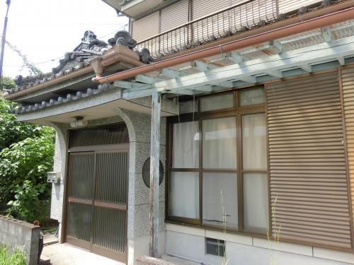 1980s wood house, 2-min walk to station, Kawanishi, Yusui