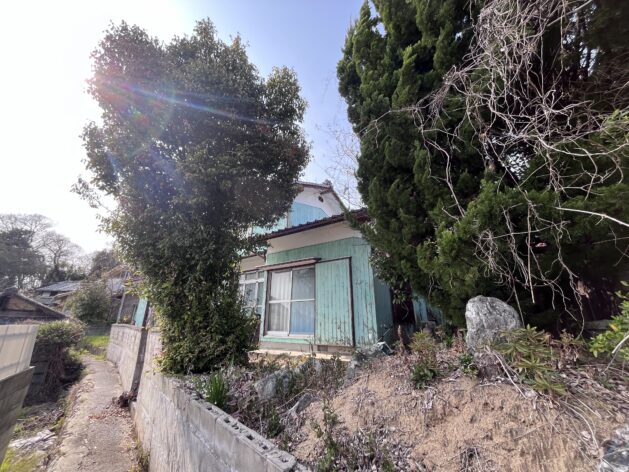 1970s wood house in Ehime