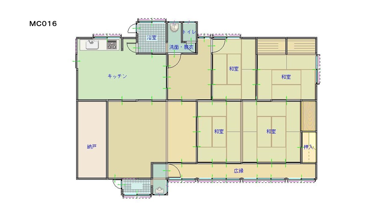 Wood house on a large plot in Okayama