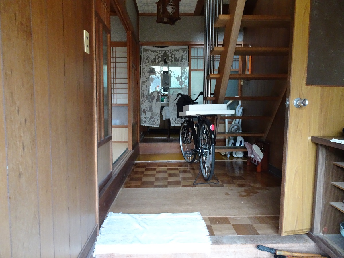 1970s wood house in Hyogo