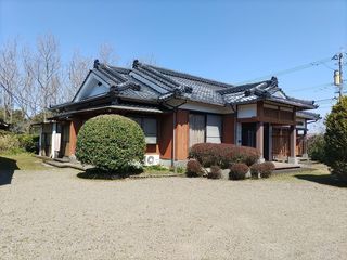 1980s house in Osumi, Soo, farmland, approval needed