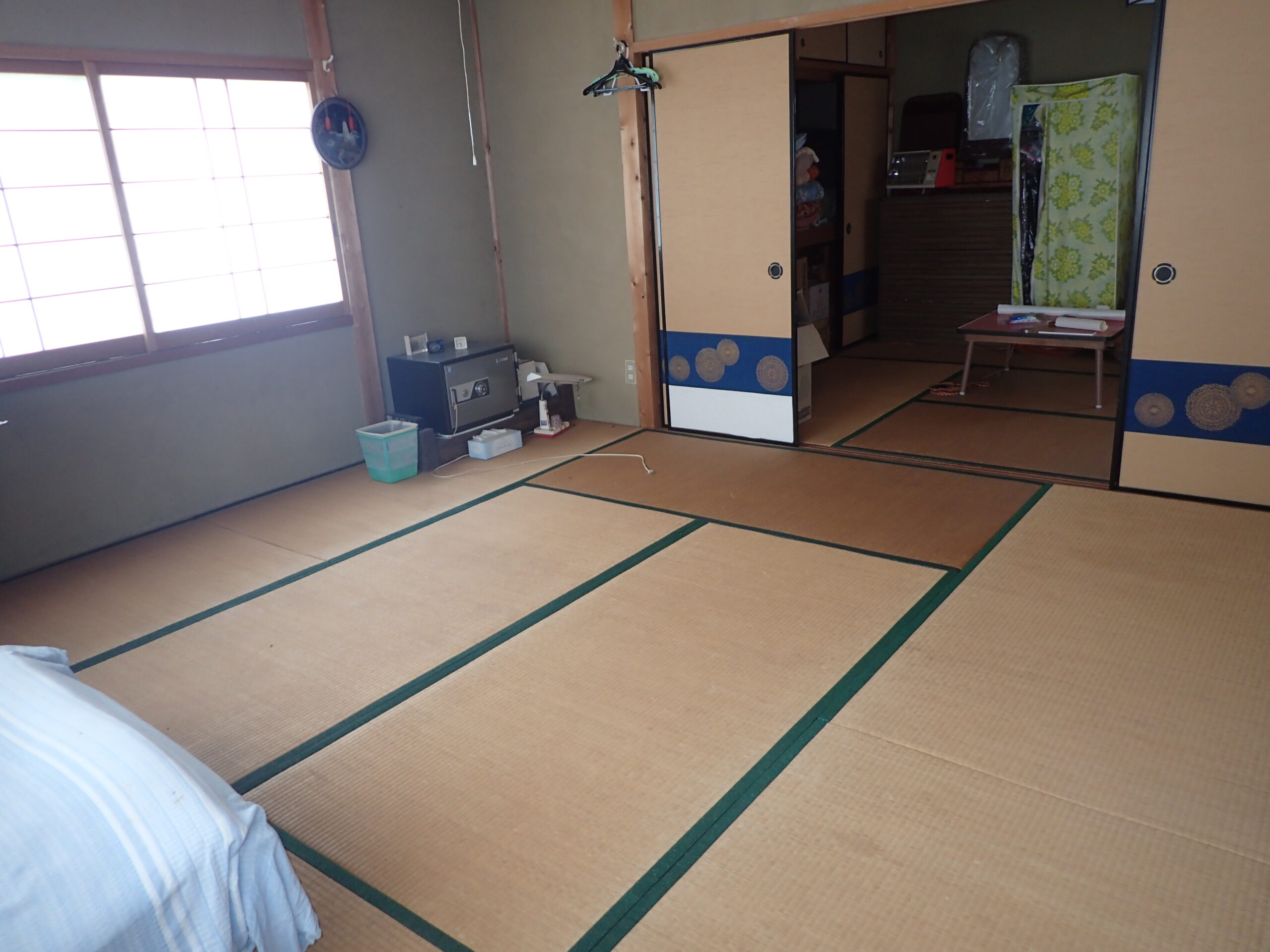 1970s wood house, 12-min walk to station, Okayama
