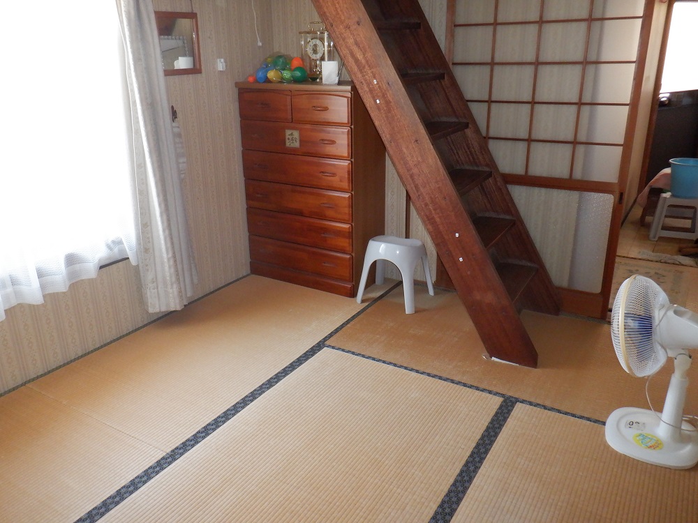 1970s wood house in Kagawa