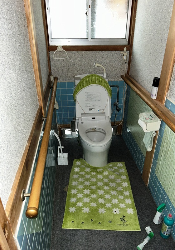 Wood house in Ehime