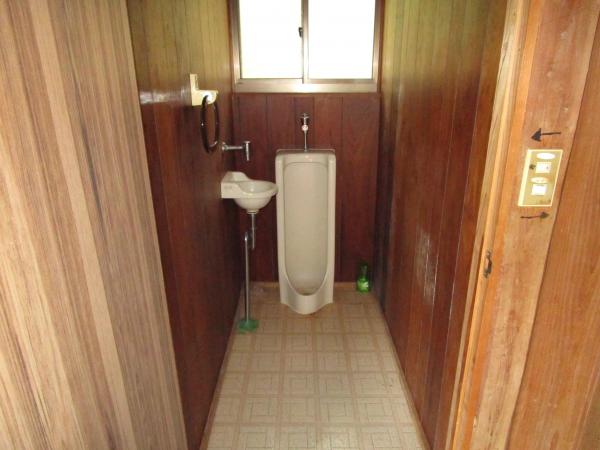 1860s wood house on a large plot in Oita