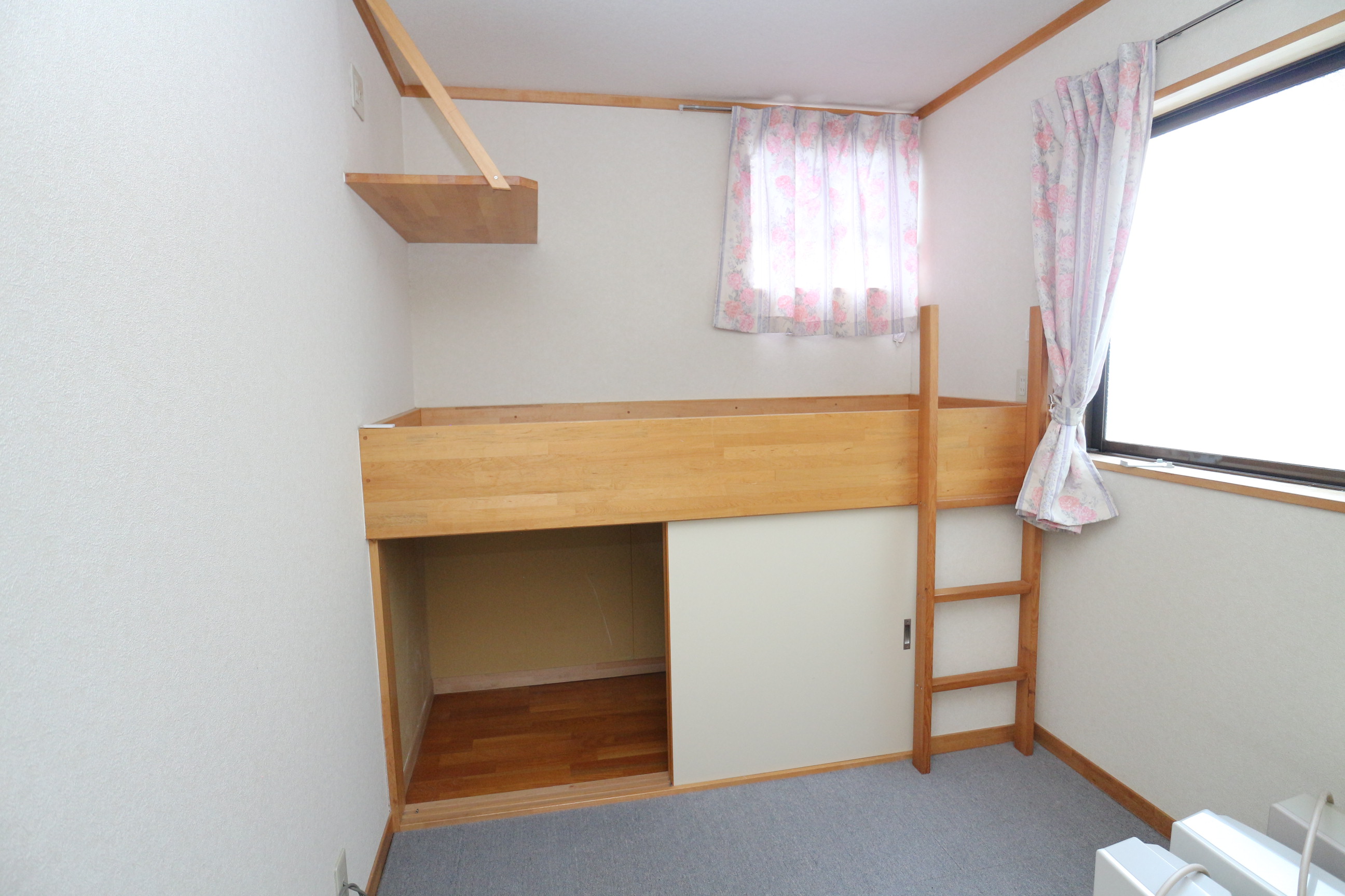 2000s wood house, 9-min walk to station, Nagano