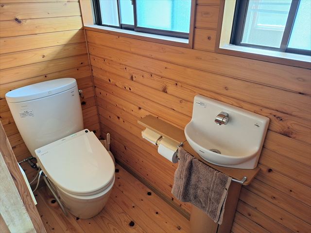 1980s wood house, 18-min walk to station, Yamaguchi