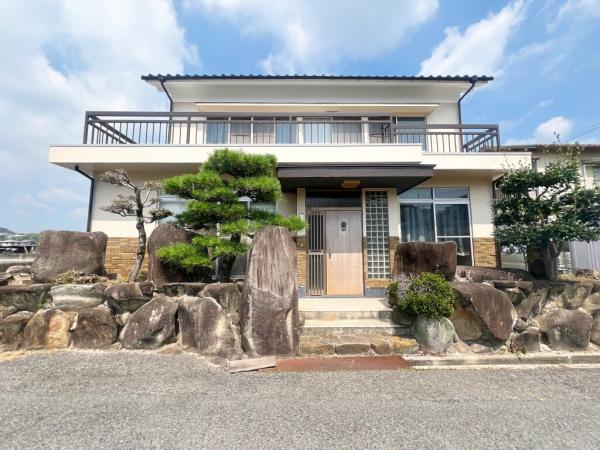 1970s wood house in Kasaoka