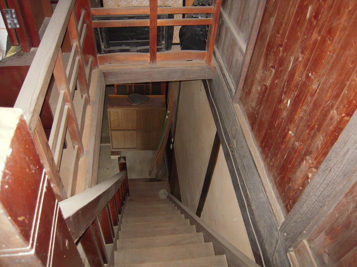 1920s wood house with storehouses in Hyogo