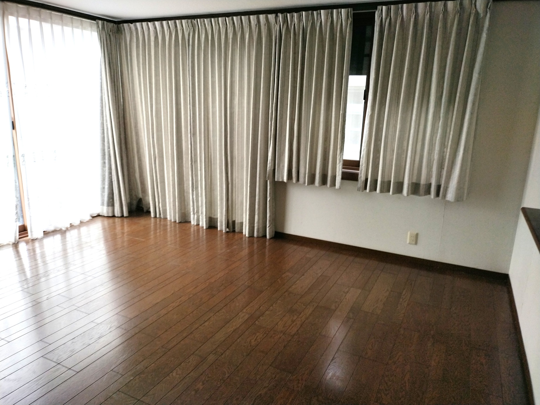 1990s steel-frame house in Uchinoura, Kimotsuki