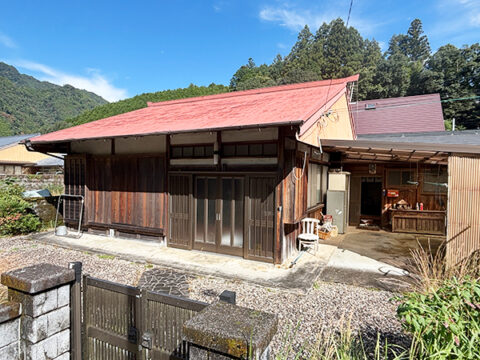 1960s wood house in Nara