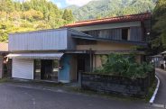 1990s wood house in Tokushima