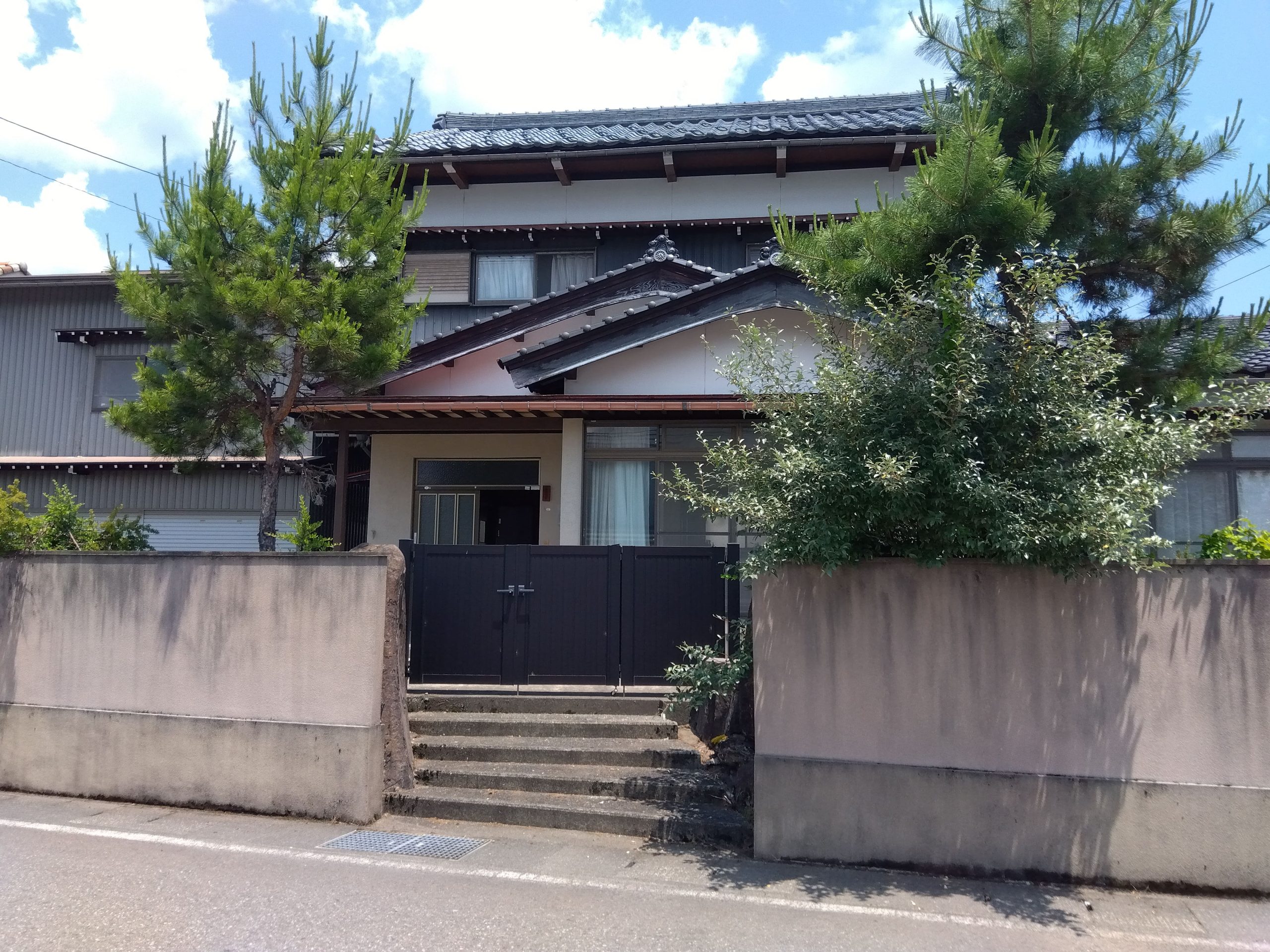 Wood house, 7-min walk to station, Fukui