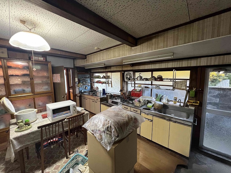 1960s wood house, 9-min walk to station, Tottori