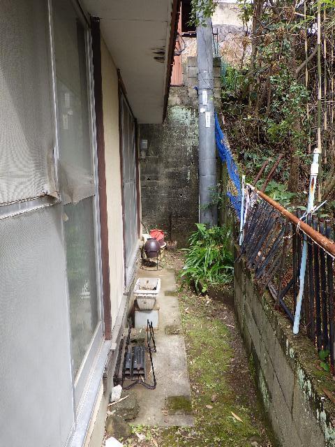 1970s wood house, 12-min walk to station, Nagasaki