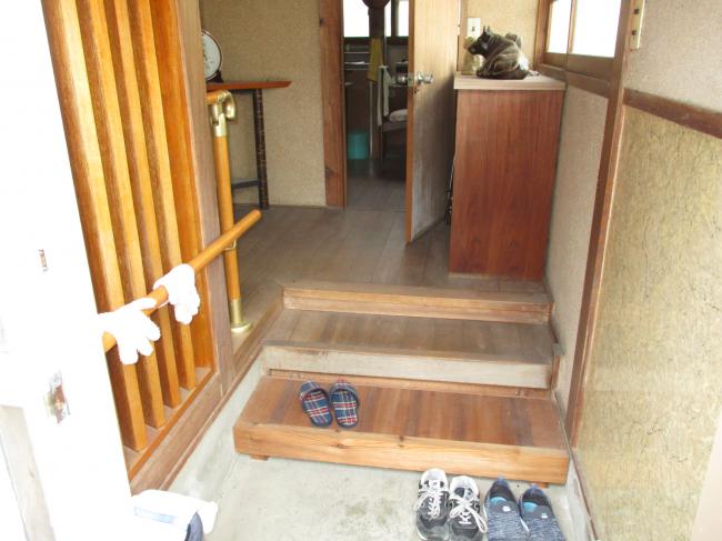 1950s wood house, 17-min walk to station, Okayama