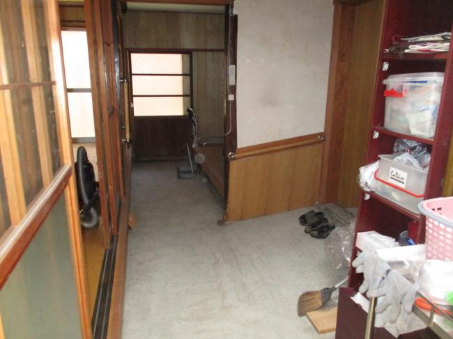 1910s wood house, 17-min walk to station, Okayama