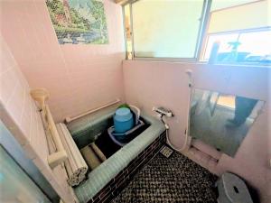 1970s wood house, 17-min walk to station, Shimane