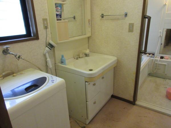1990s wood house in Ehime