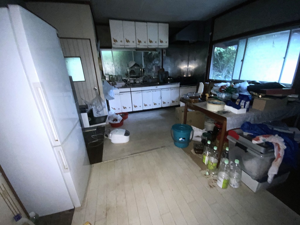 Wood house on a large plot in Yamaguchi