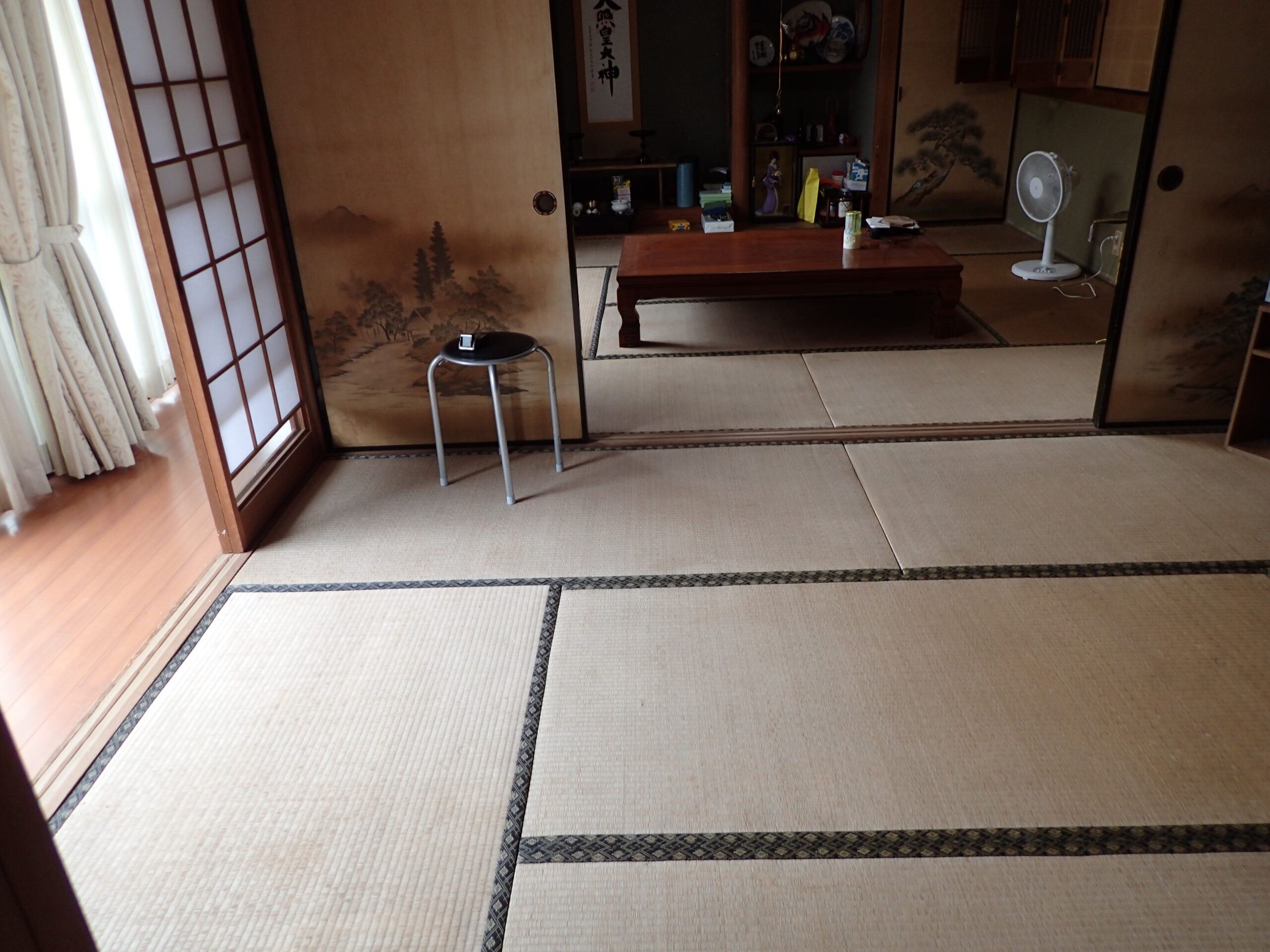 1980s wood house on a large plot in Okayama