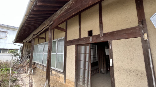 Wood house in Ehime