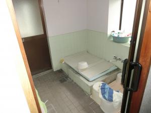 1940s wood house, 20-min walk to station, Kitakata, Yusui