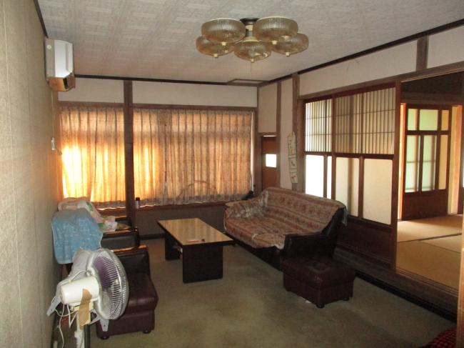 1950s wood house in Okayama