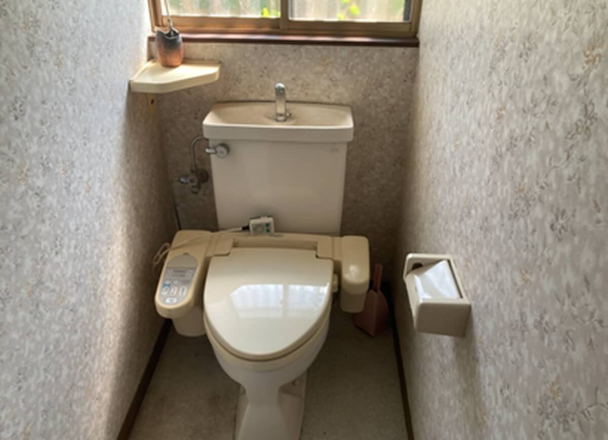 1970s house on a large plot in Hiroshima