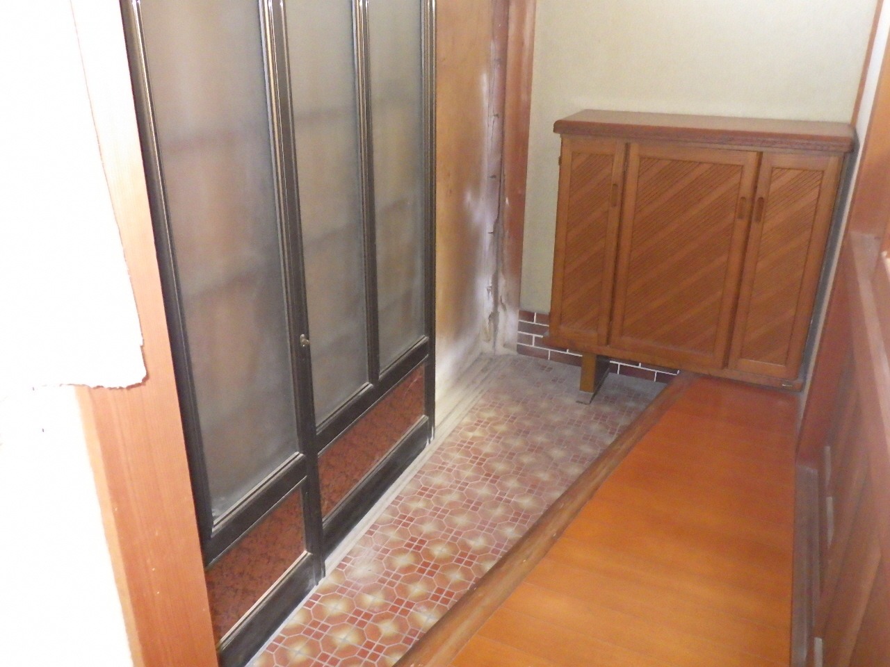 1980s wood house in Kochi
