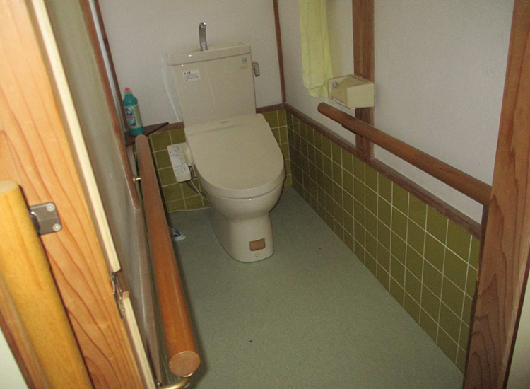 1980s wood house in Shimane