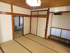 House, 12-min walk to station, Niigata