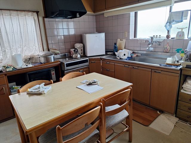 1960s wood house, 14-min walk to station, Yamaguchi