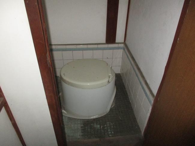1950s wood house, 15-min walk to station, Okayama