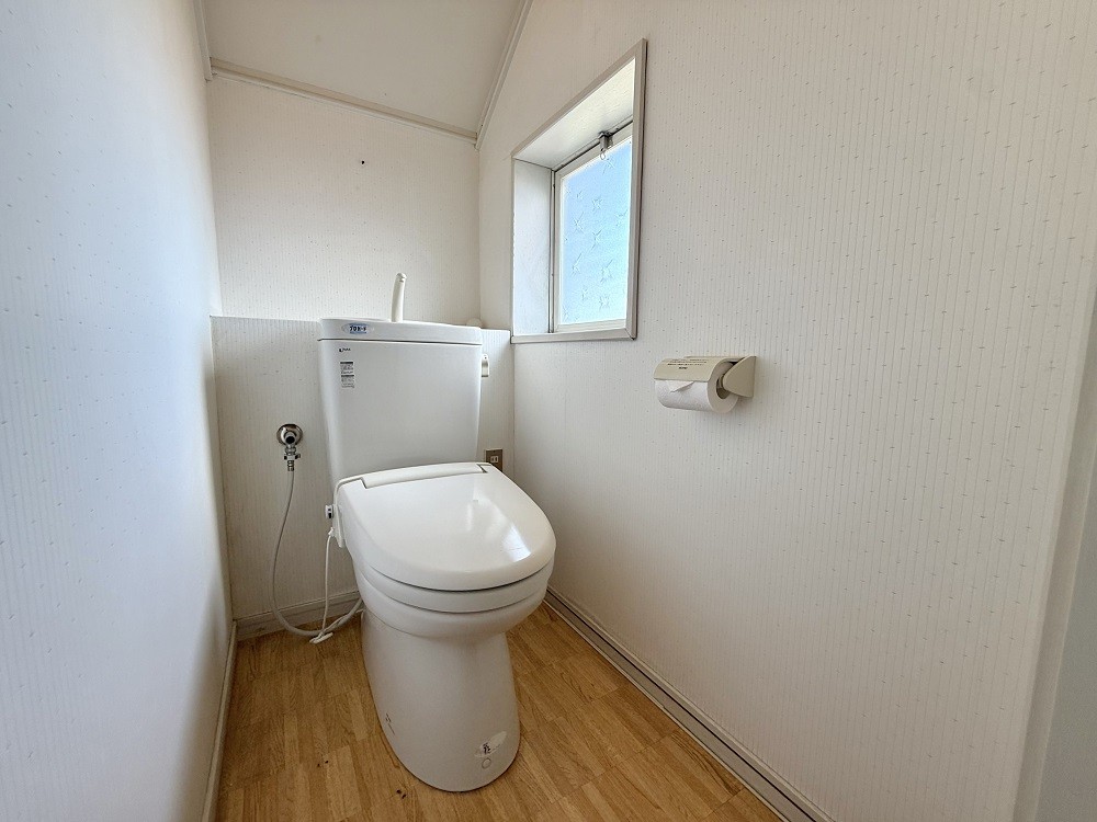 1980s wood house near the coast in Togata, Ibusuki