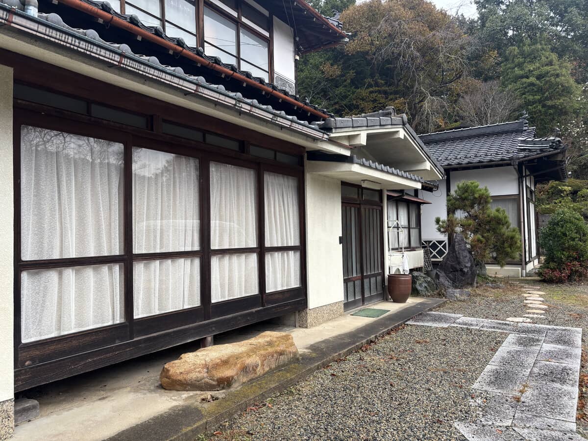 1960s wood house, 7-min walk to station, Hiroshima