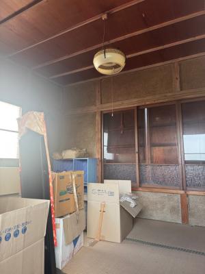 1960s wood house, 20-min walk to station, Miyagi