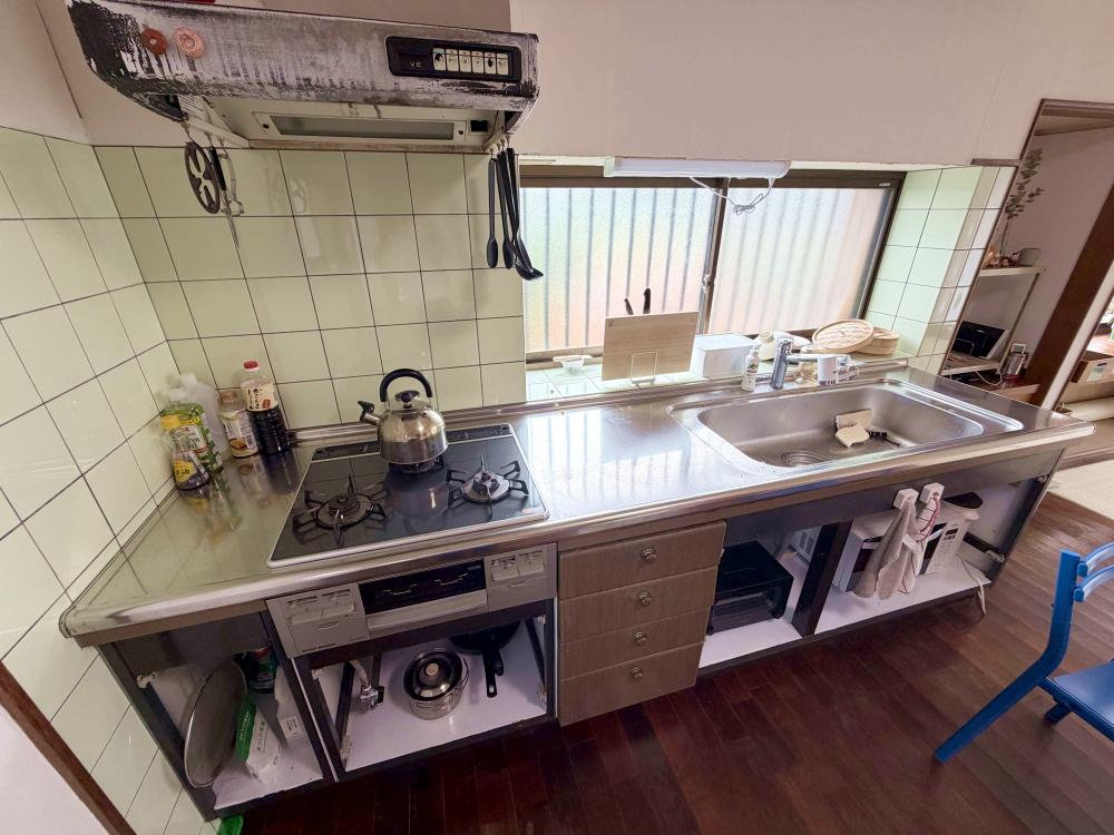 1990s wood house in Hamada, Kanoya, farmland, approval needed