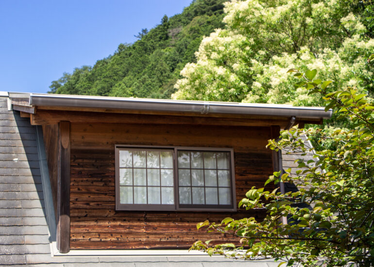2000s wood house in Matsusaka Kahada