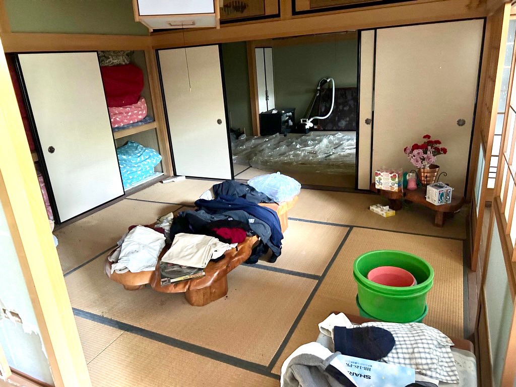 1980s wood house in Nara